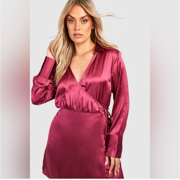 PLUS SATIN BELTED WRAP DRESS - Picture 4 of 7